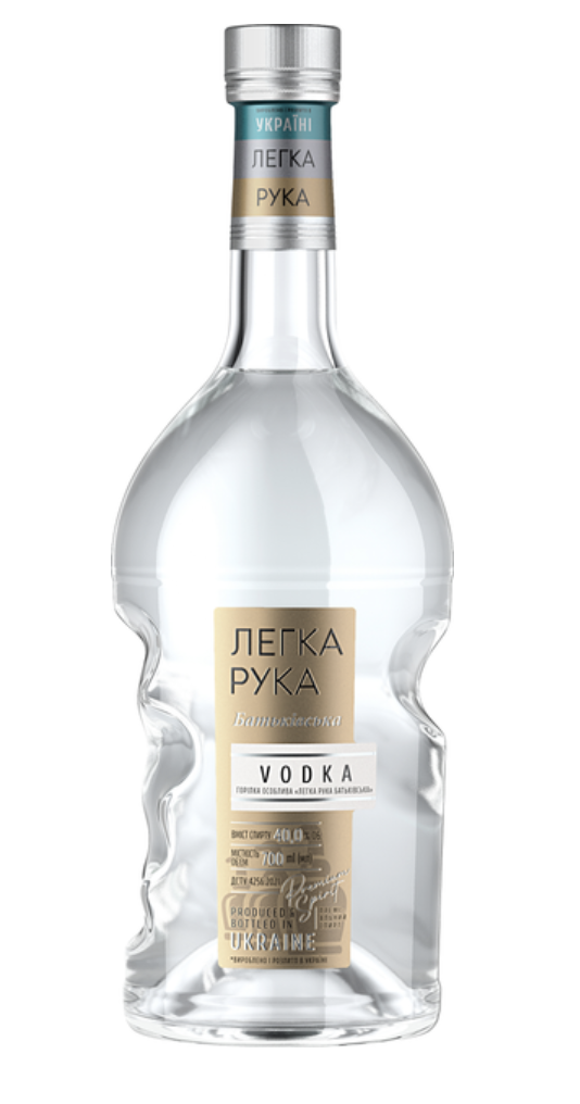 Горілка Легка Рука Батьківська 40% 0.7 л